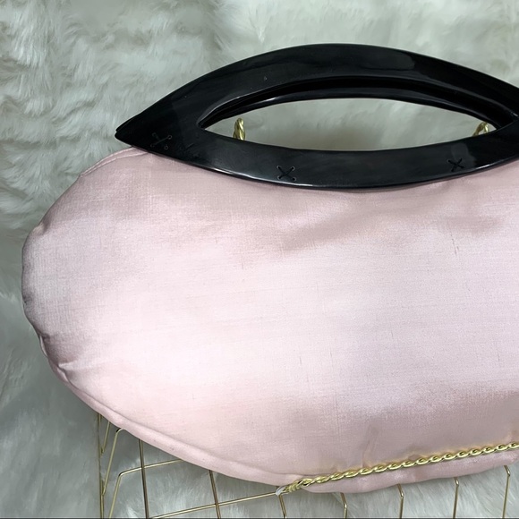 Vintage Shell Embellished Acrylic Handle Clutch - Picture 5 of 12